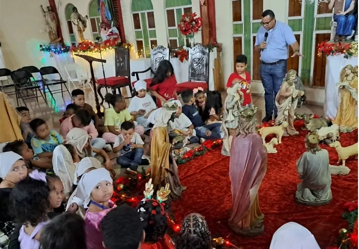 Como parte del atractivo turístico, el programa incluye actividades pensadas para toda la familia, con dinámicas recreativas y ambiente festivo. Foto. Thays Domínguez