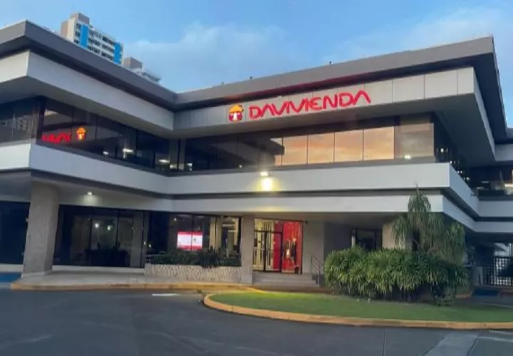 Sucursal de Davivienda, ubicada en El Dorado. Foto: Cortesía