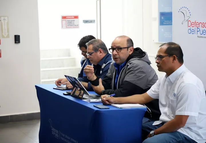 Durante la reunión. Foto: Cortesía
