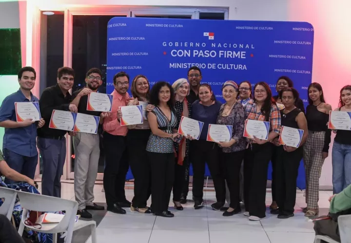 Participantes del taller de novela del Programa de Formación de Escritores. Foto: Cortesía MiCultura