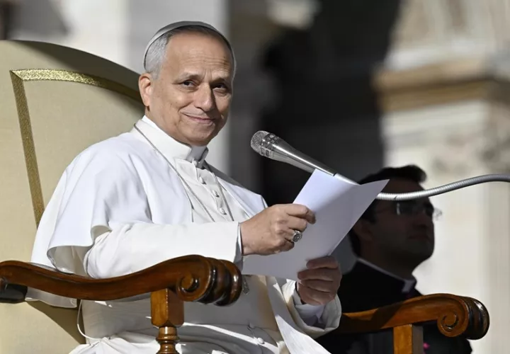 El papa pidió estar vigilantes ante el intercambio masivo de información. Foto: EFE