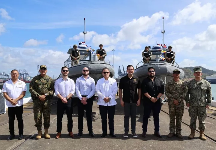 Las donaciones se hicieron a nombre del presidente Trump. Fotos usembassy.gov