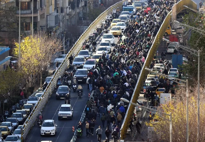 Las protestas se han ido extendiendo a más de cien ciudades. Foto: EFE