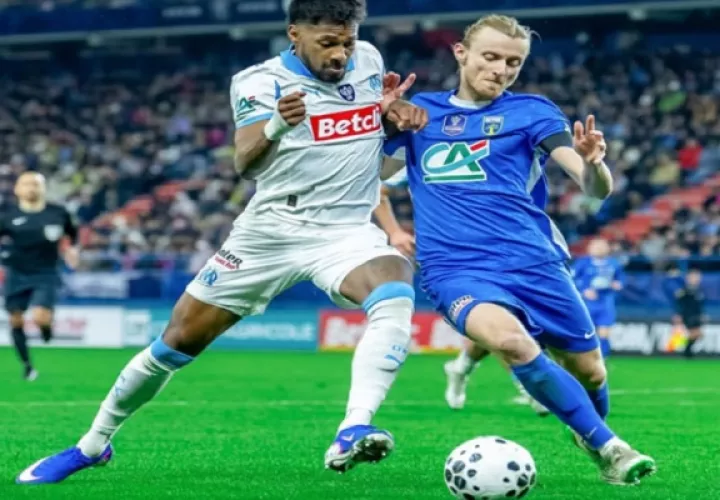 Michael Amir Murillo (izq.) en el partido durante la Copa Francia. Foto: Instagram