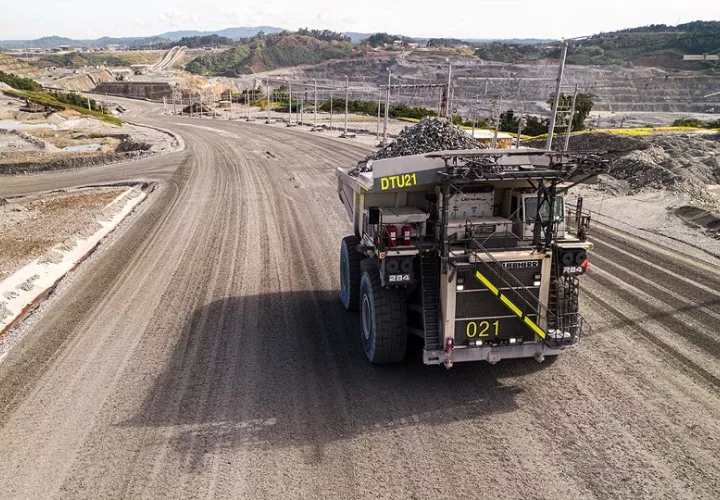 El Gobierno analiza la posibilidad de autorizar el procesamiento del material rocoso ya extraído de la mina de cobre. Foto: Cortesía 
