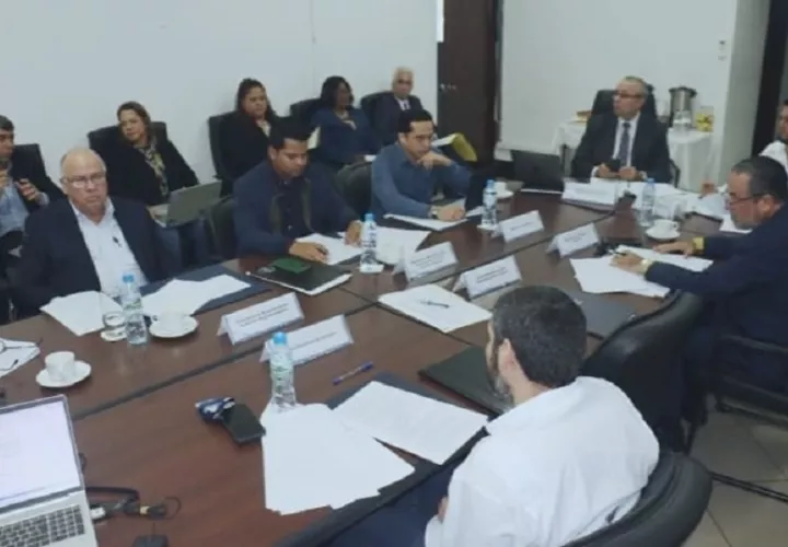 Vista de la reunión de la Comisión Nacional de Acuicultura. Foto: Cortesía Arap