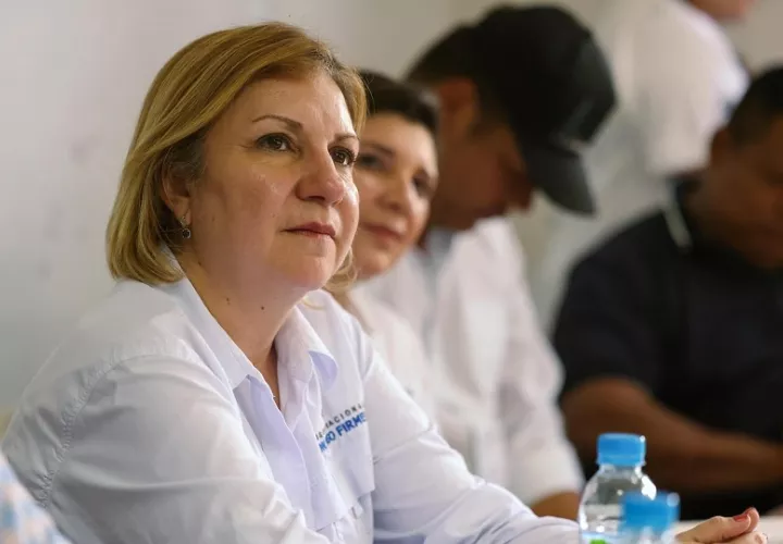 dinoska_montalvo_ministra_de_gobierno_1.jpg