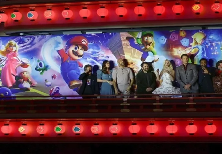 Preestreno mundial de la película 'Super Mario Galaxy', celebrada este sábado en el teatro Minami-Za kabuki de Kioto. EFE