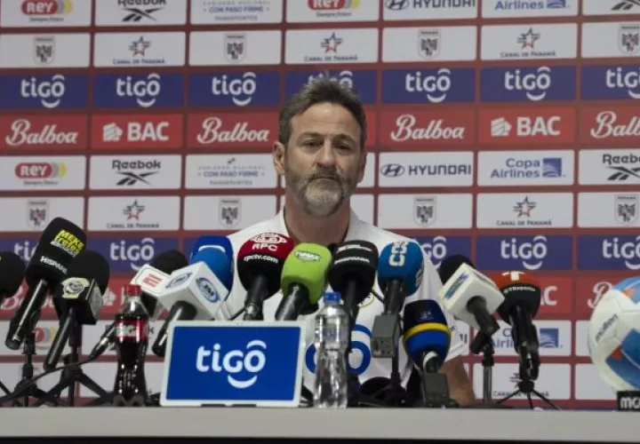 Thomas Christiansen, técnico de Panamá. Foto: FPF