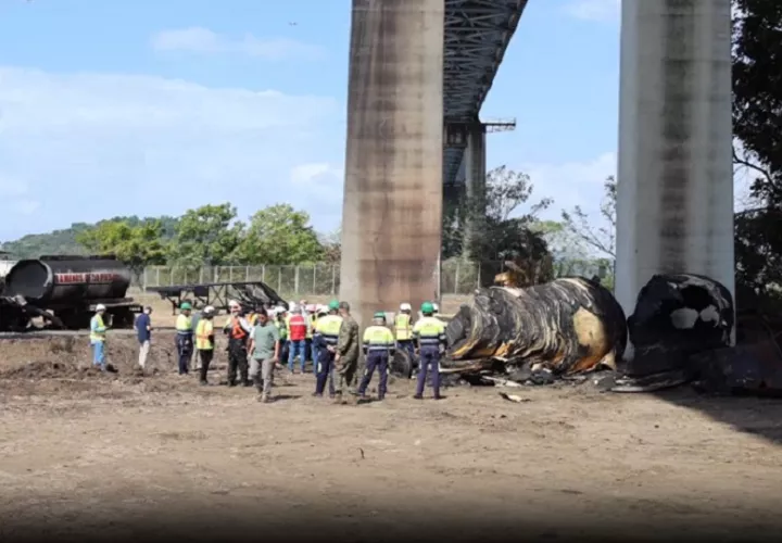 Momento de la inspección al Puente de las Américas. 