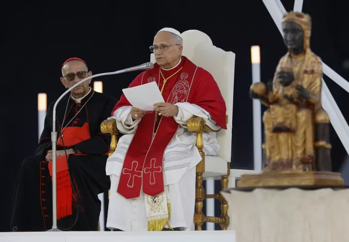 La Iglesia, explicó, "conoce el sufrimiento de sus hijos más mayores". 