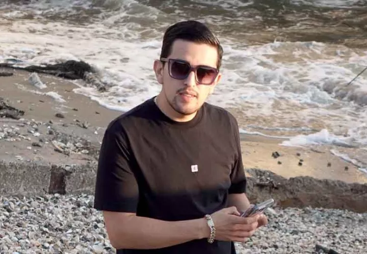 adan-r_0.jpg
