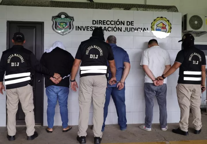 armas_detenidos.jpg
