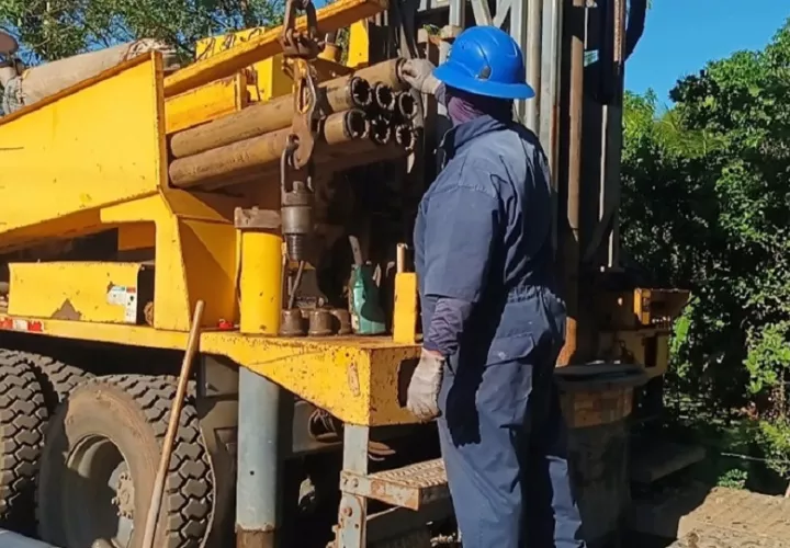 Con el inicio de estas perforaciones, la comunidad mantiene la expectativa de que las obras representen una solución sostenible. Foto. Cortesía