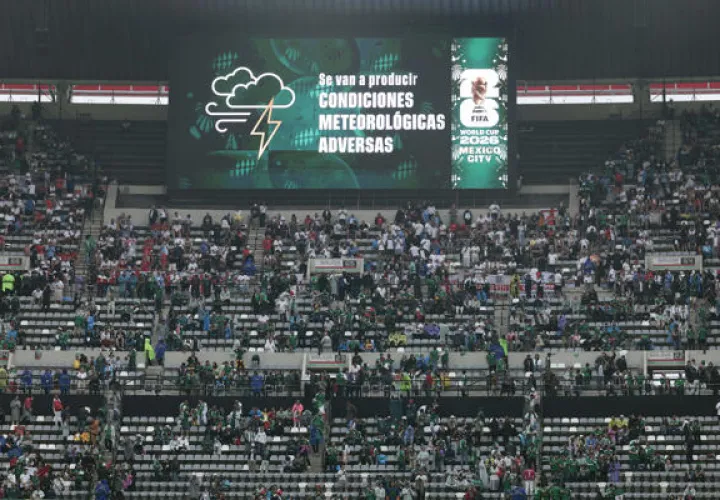 El mal tiempo hizo posponer el juego entre Inglaterra y México. Foto: EFE