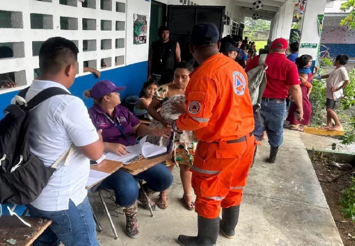 Hasta el momento, unas 486 personas permanecen refugiadas en estos albergues, mientras las autoridades nacionales coordinan el envío de ayuda humanitaria. Foto. Sinaproc