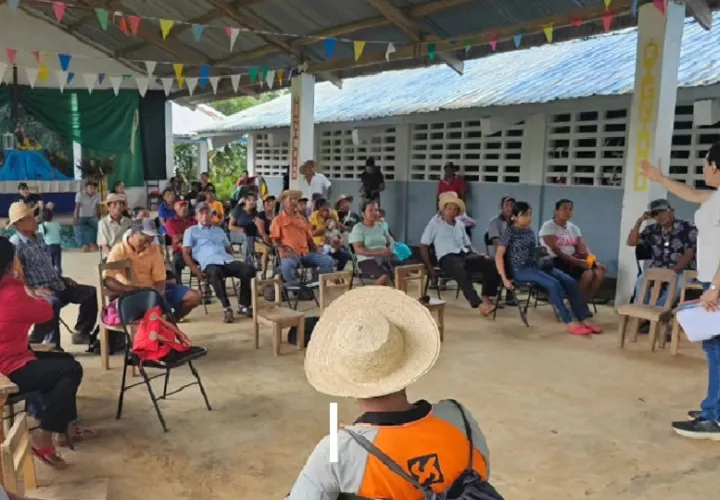 Los campesinos reafirmaron su rechazo al proyecto del embalse de Río Indio y reiteraron la urgencia de implementar una gestión eficiente y sostenible del agua en Panamá. Foto. Cortesía
