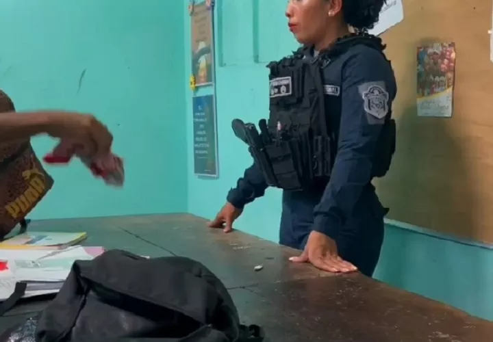Las revisiones se llevaron a cabo en  Colegio José Guardia Vega y el Instituto Rufo A. Garay, ambos ubicados en la ciudad de Colón, así como al Instituto Profesional y Técnico de Colón, situado en el corregimiento de Cativá.