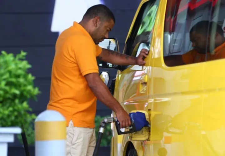 combustible_baja_de_precio_1.jpg
