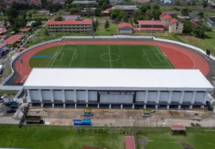 Estadio Armando Dely Valdés. Foto: Pandeportes