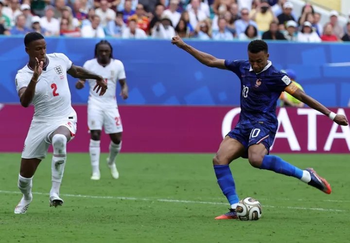  Kylian Mbappé anotó dos goles este sábado. Foto: EFE