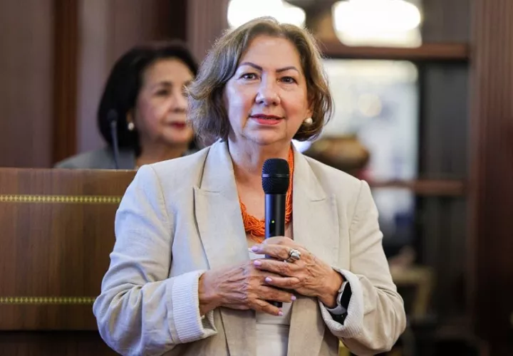 luz_graciela_de_calzadilla_-_directora_imhpa_1.jpg