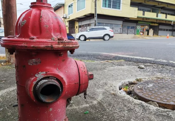 La provincia de Panamá Oeste mantiene un registro de 2,233 hidrantes, según datos oficiales extraídos del IDAAN.  Foto. Eric Montenegro