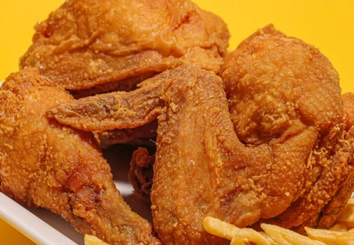 Esta preferencia  posiciona a Panamá entre los mercados con mayor afinidad por el pollo en la región. Foto: Pexels