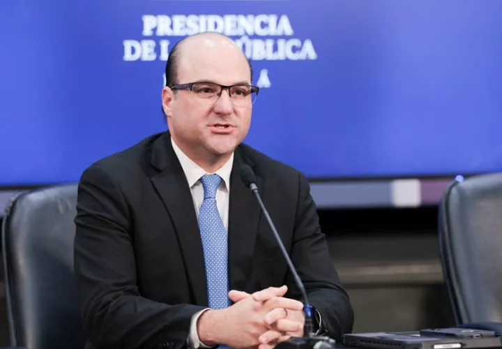 adolfo_fabrega_-_aig_1.jpg
