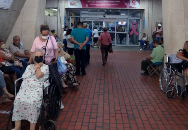Las consultas por cáncer pasaron de 96,000 en 2014 a 165,000 en 2024 en Panamá. 