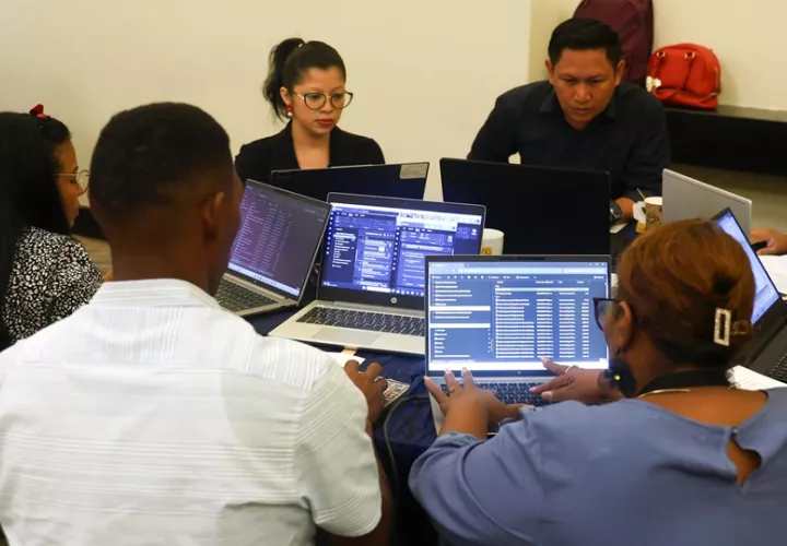La formación llega cuando Panamá enfrenta este año una sequía asociada a un fenómeno de El Niño. Foto: EFE