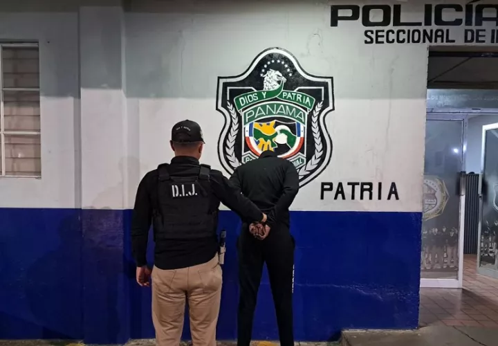 Tras su arresto, el sospechoso fue puesto a órdenes de las autoridades judiciales correspondientes para el inicio del proceso penal.