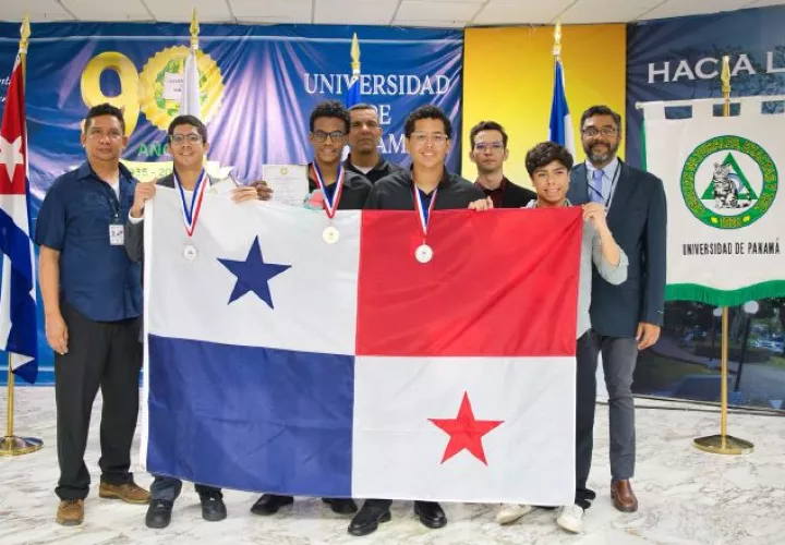 Esta participación fue también una oportunidad para poner en práctica sus conocimientos y demostrar el talento científico que existe en Panamá. Cortesía