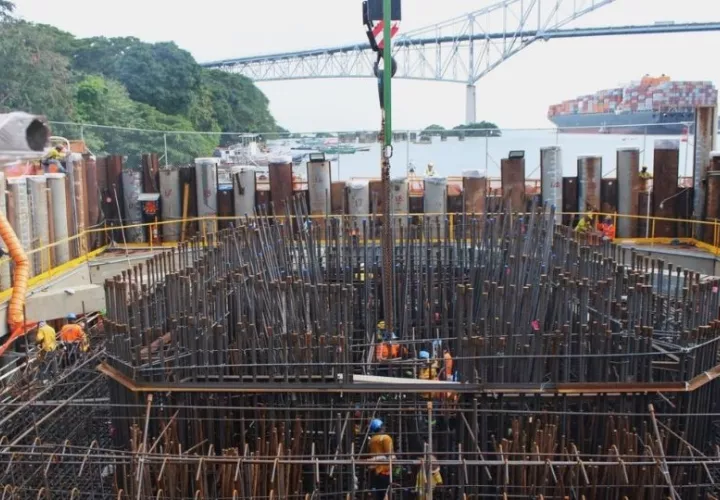 Trabajos en el Cuarto Puente sobre el Canal de Panamá. Foto: Cortesía