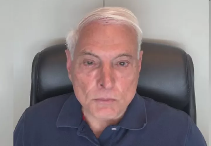ricardo_martinelli-_operacion_de_columna_1.jpg