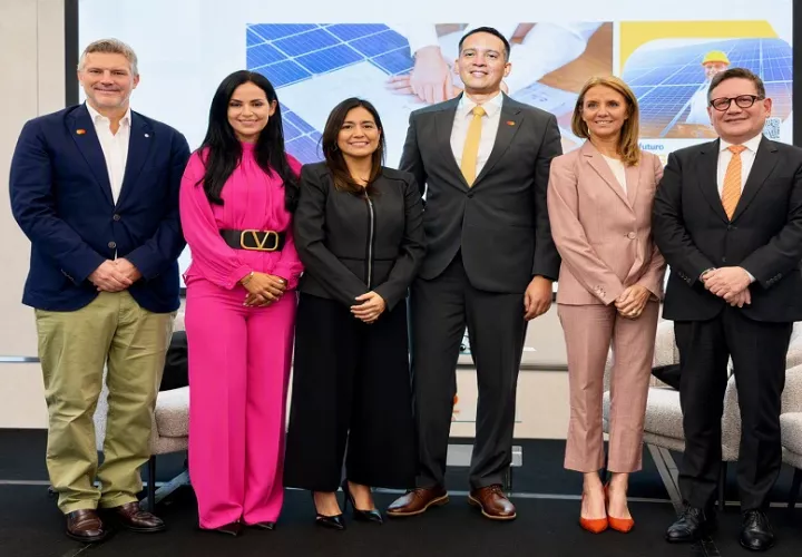 Los directivos de ambas compañías presentaron la iniciativa. Foto: Cortesía
