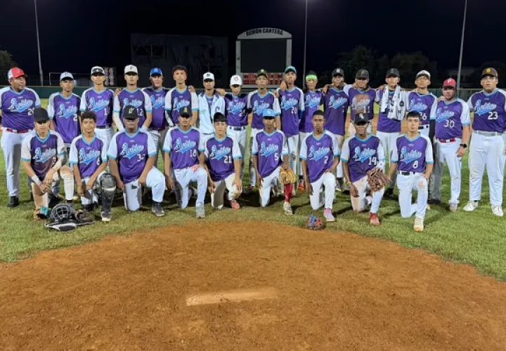 Equipo de béisbol juvenil de Antón. Foto: Cortesía