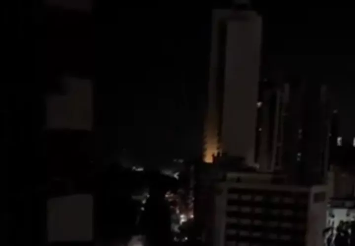 Los usuarios reportaron el incidente desde diferentes puntos. 