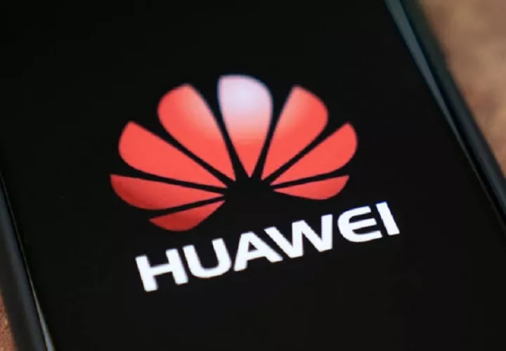 Huawei enfrenta acusaciones de que robó tecnología. Foto: EFE