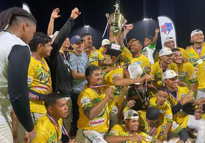 Panamá Oeste se corona en el nacional Béisbol Nacional U23. Foto: Fedebeis