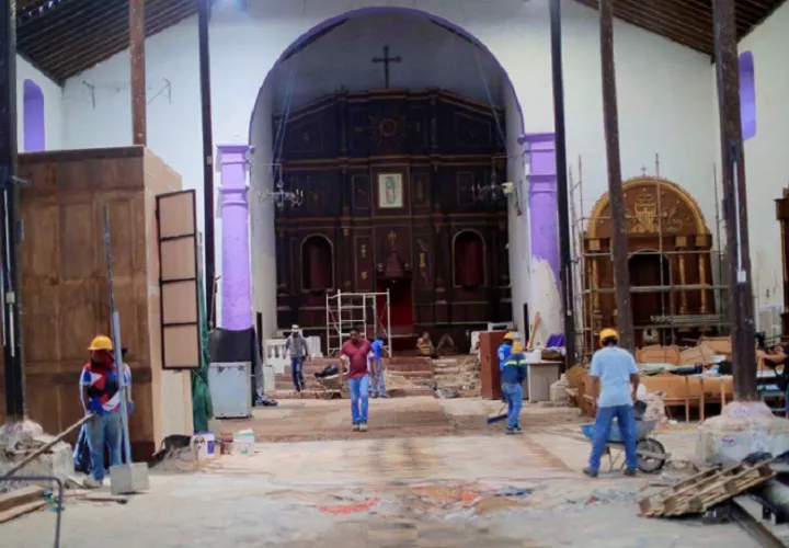 Aunque las obras mantienen intervenidas distintas áreas de la estructura, se habilitará un espacio dentro del templo para la imagen del Nazareno.