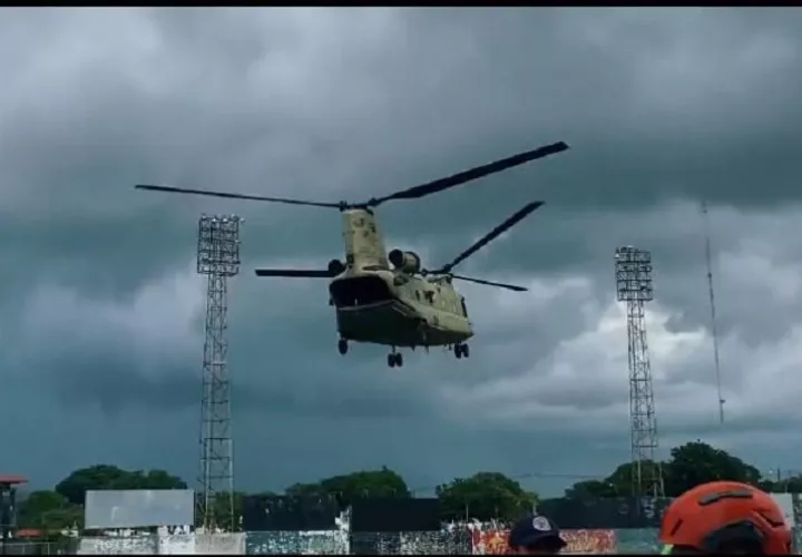Helicópteros del Comando Sur colaboran con el transporte de la ayuda. Foto: Internet