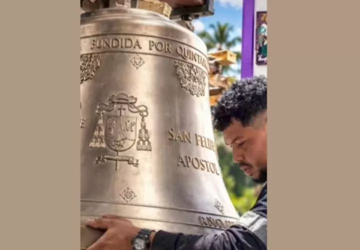 Campana de la iglesia San Felipe de Portobelo. Foto: Diomedes Sánchez