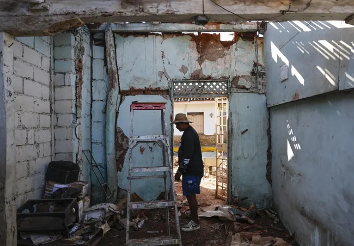 Cientos de panameños perdieron su casa. Foto: EFE