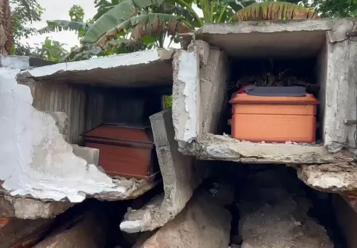 El Cementerio Municipal del distrito de Soná, fue seriamente afectado por el fuerte movimiento telúrico. Foto.Melquíades Vásquez