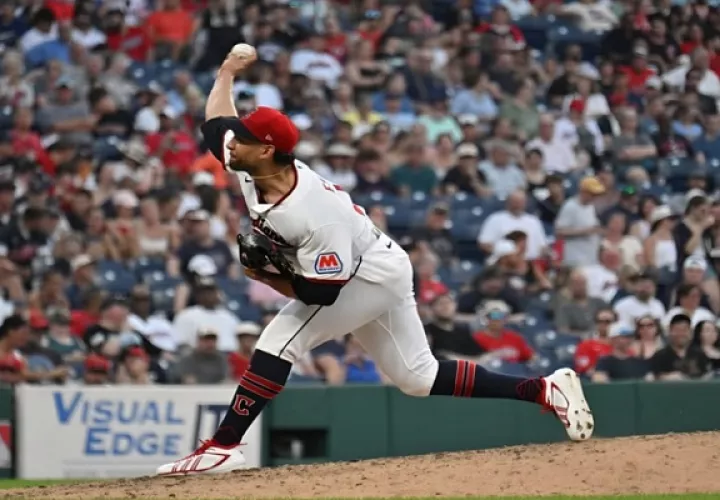 El abridor panameño Daniel Espino lanzó para los Guardianes de Cleveland. Foto: Instagram