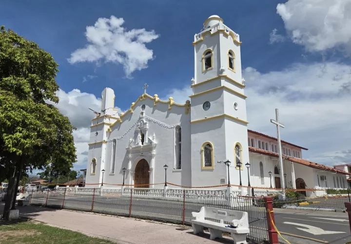 La Catedral de Penonomé sufrió graves daños. Foto: Grupo Epasa