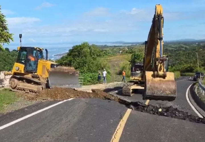 MOP trabaja en las vías afectadas. Foto: Cortesía 