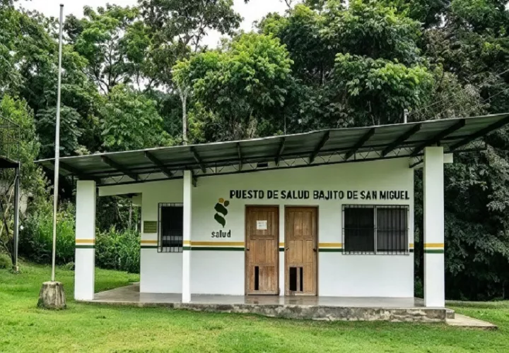 Faltan medicamentos, asistentes y otros recursos", dijo el ciudadano José Flores, agregando que en materia de salud pública existen múltiples necesidades.