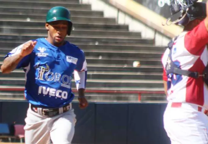 Los Toros de Herrera vencieron ayer por 8-4 a las Águilas Metropolitanas. /Foto Cortesía